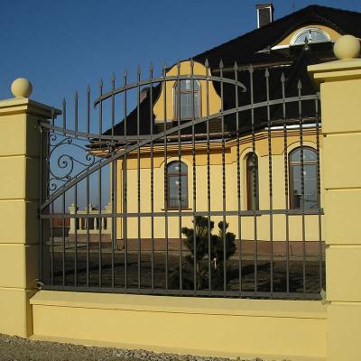 Outdoor wrought iron fencing